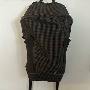 Lululemon More Miles Active Backpack Extremely Lightly Used